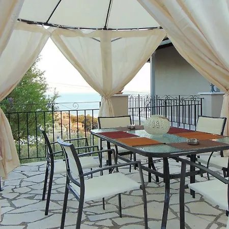 Evas View House - Renovated 2019 Katavolos